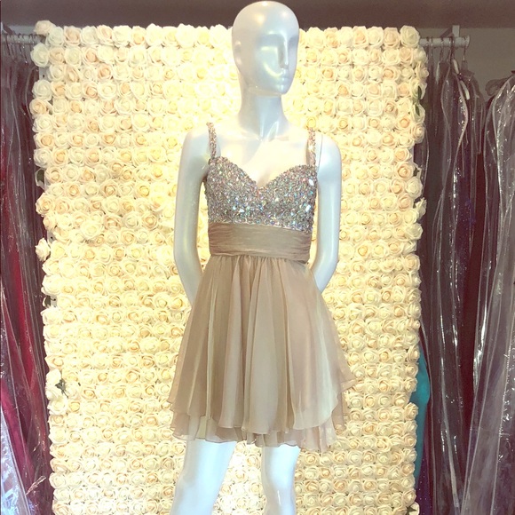 La femme 16813 - Picture 1 of 1